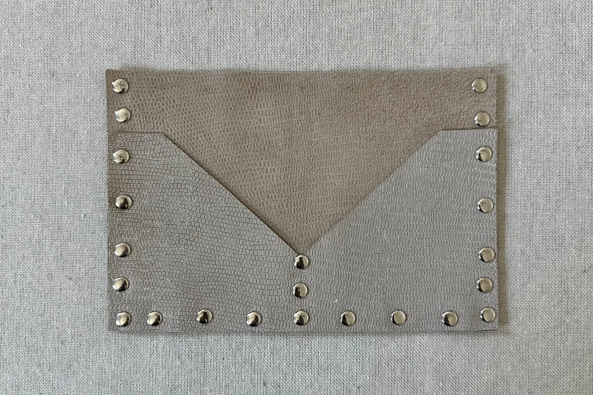 The Oxblood, detail 4